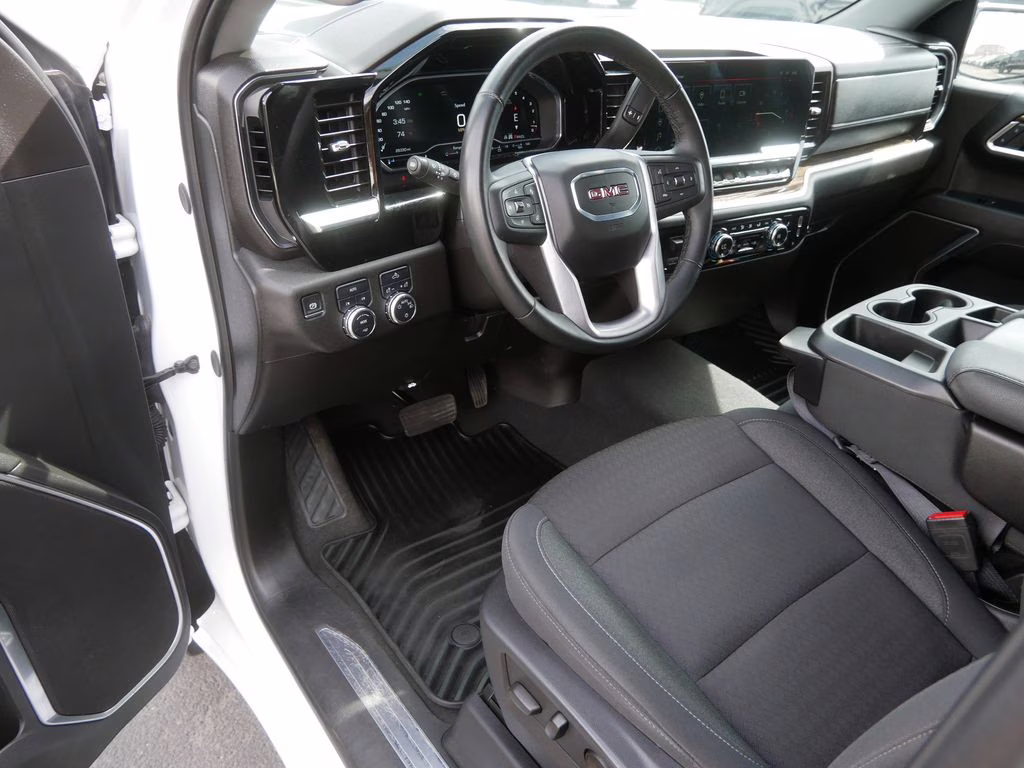 2024 Summit White GMC Sierra 1500 SLE 4X4 Truck