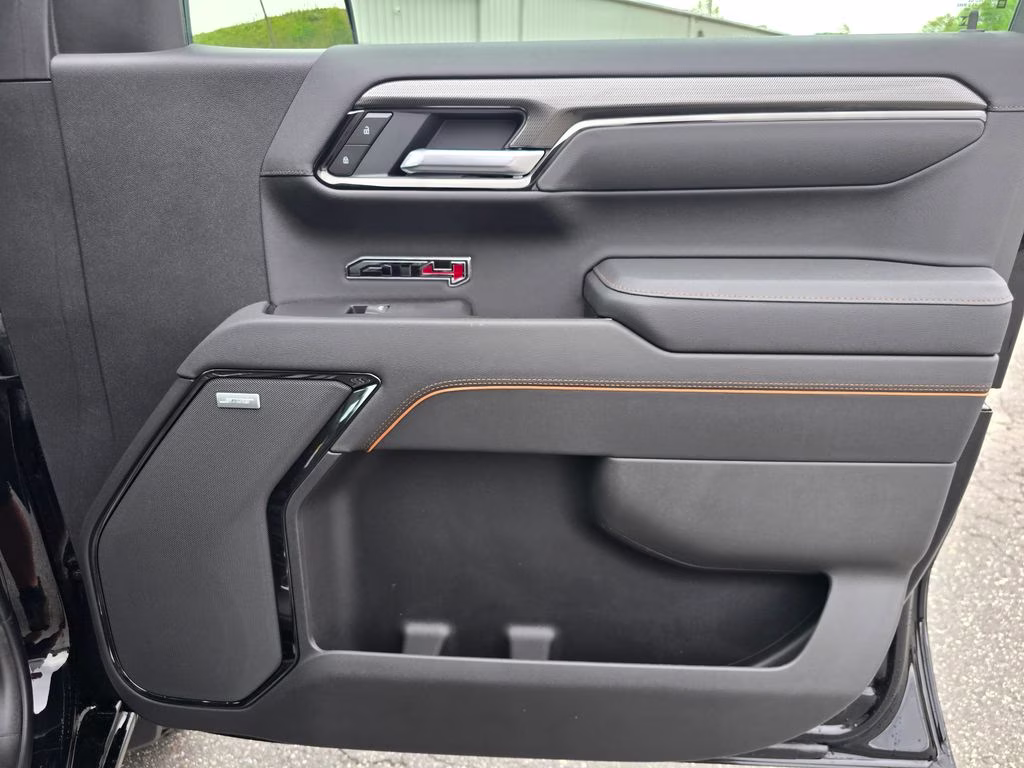 2026 Onyx Black GMC Sierra 1500 AT4 4X4 Truck