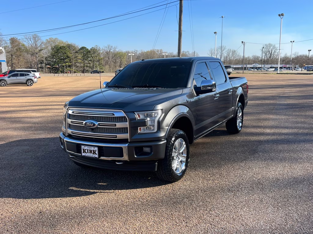2017 Magnetic Metallic Ford F-150 Platinum 4X4 Truck