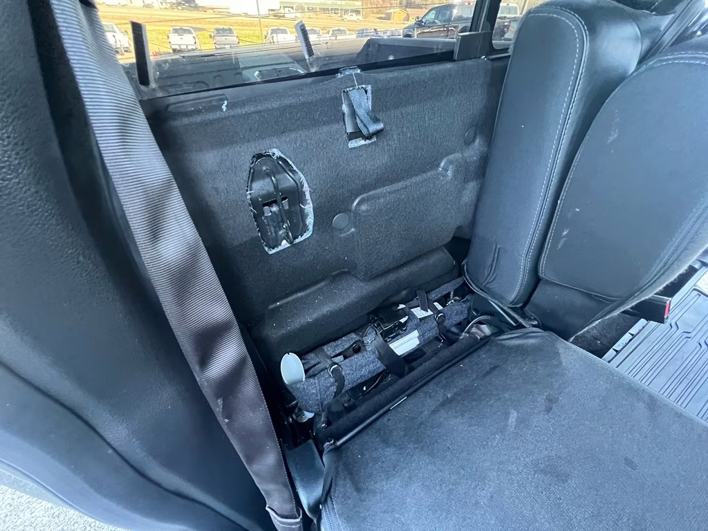 2017 Magnetic Metallic Ford F-150 Platinum 4X4 Truck