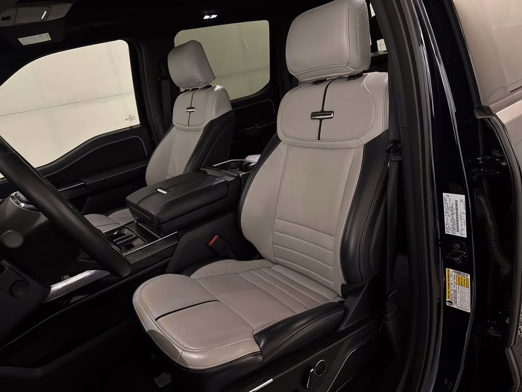 2025 Antimatter Blue Metallic Ford F-150 Lightning Platinum AWD Truck