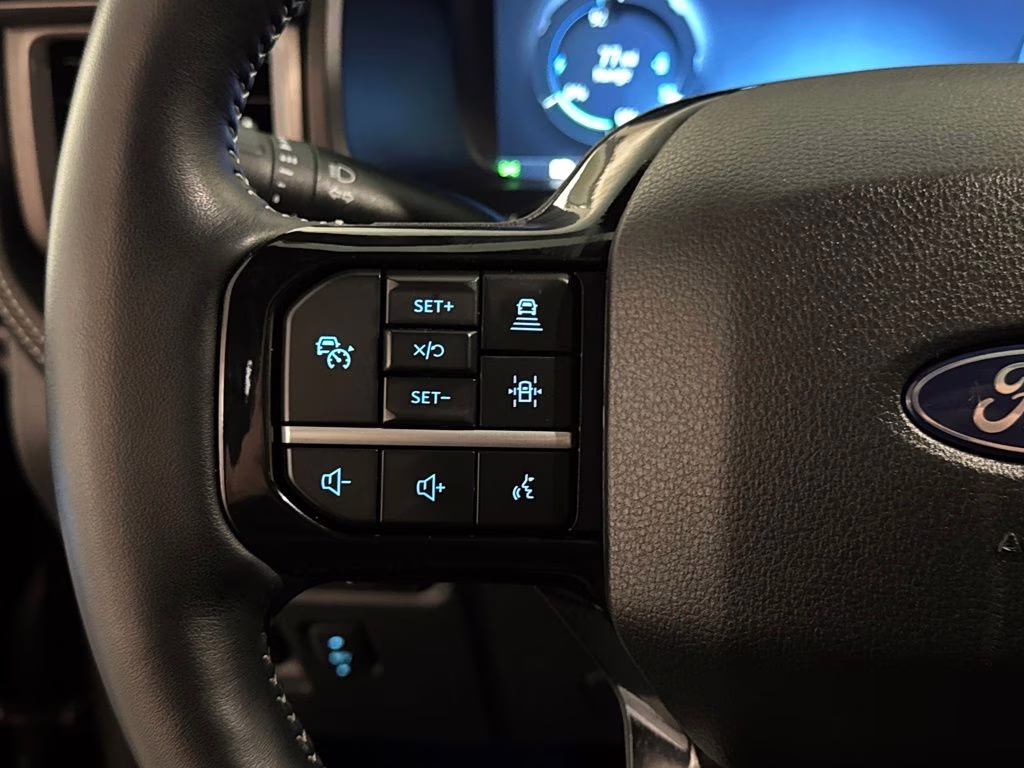 2025 Antimatter Blue Metallic Ford F-150 Lightning Platinum AWD Truck