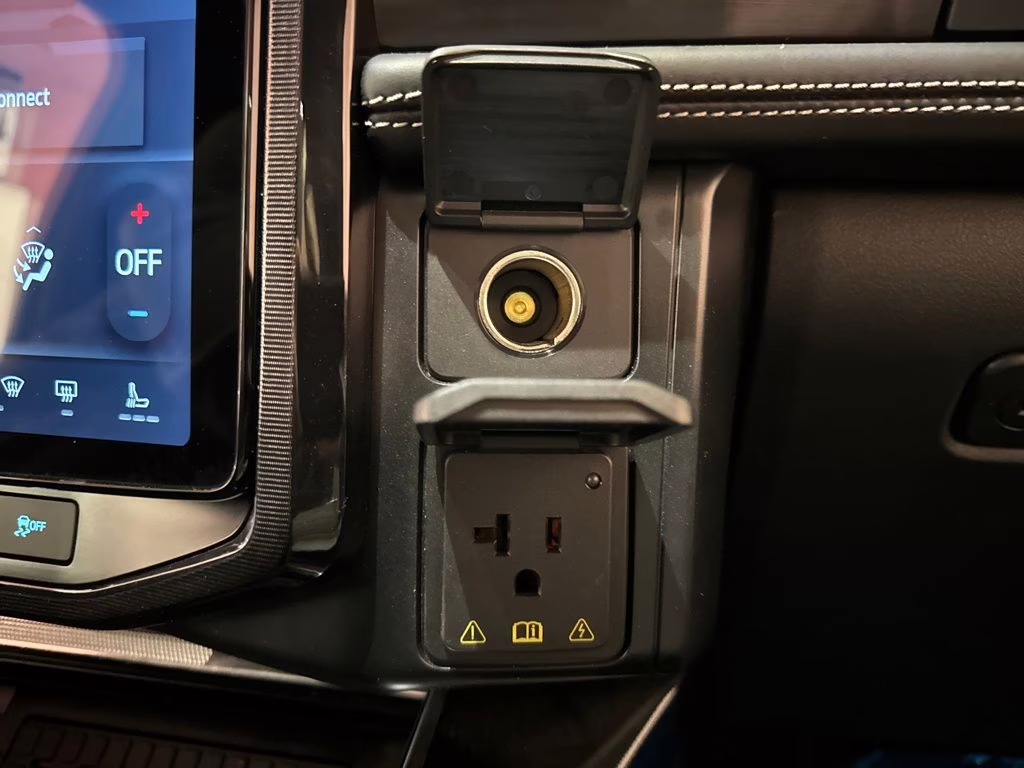 2025 Antimatter Blue Metallic Ford F-150 Lightning Platinum AWD Truck