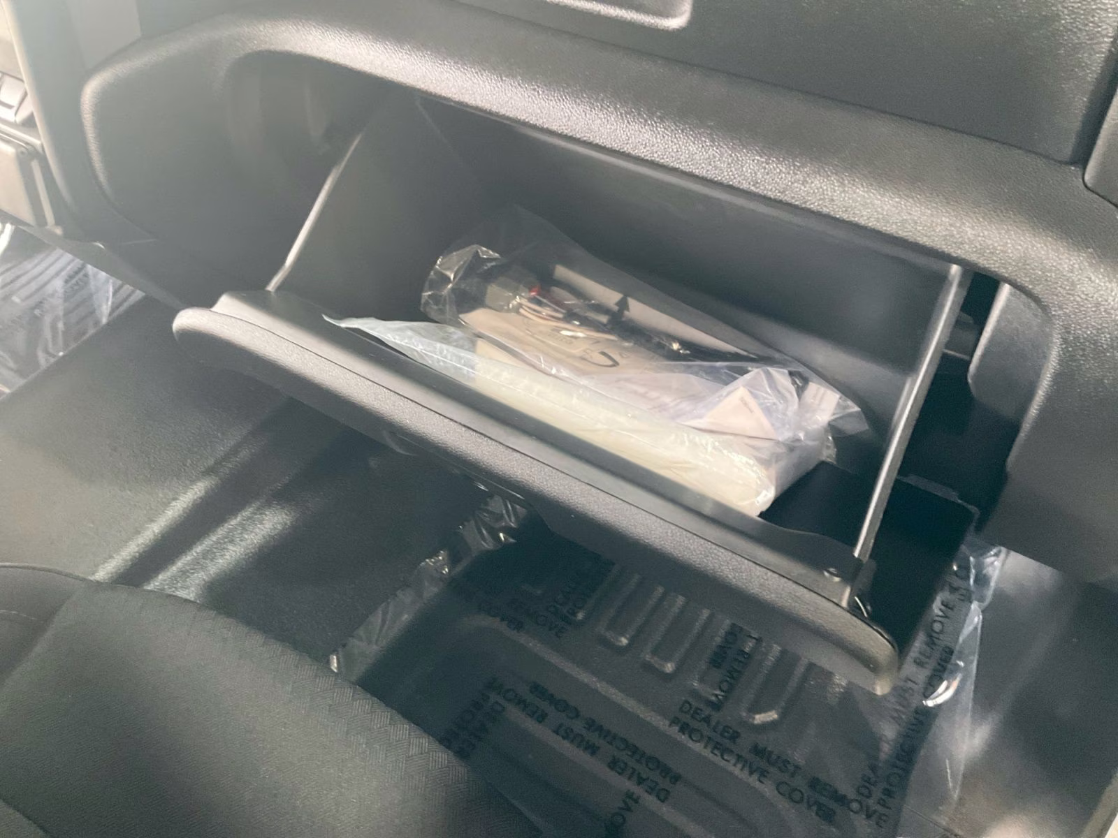 2024 Summit White Chevrolet Silverado 1500 WT 4X4 Truck