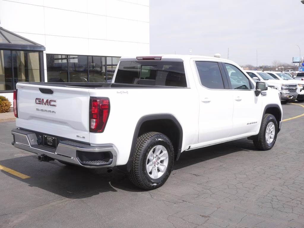 2024 Summit White GMC Sierra 1500 SLE 4X4 Truck