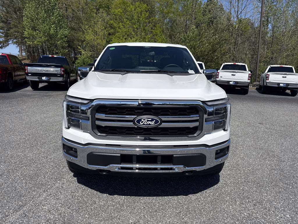2026 White Ford F-150 Lariat 4X4 Truck