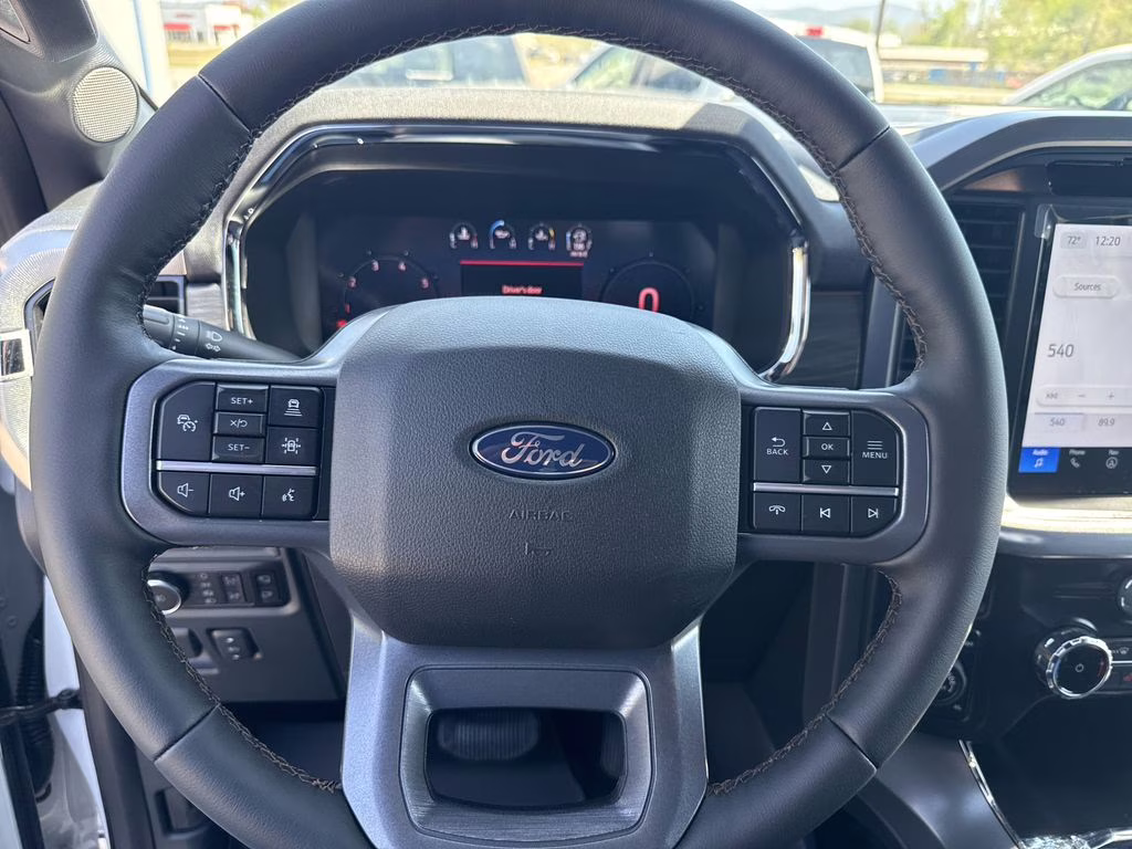 2026 White Ford F-150 Lariat 4X4 Truck