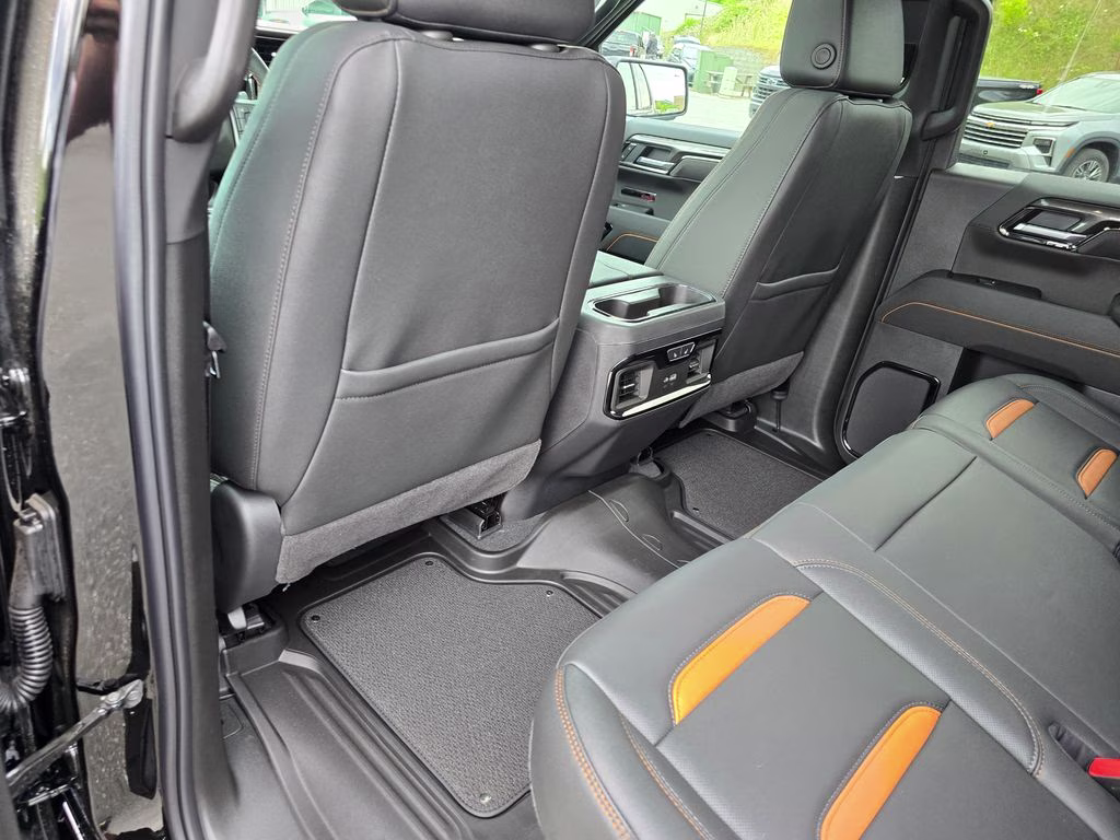 2026 Onyx Black GMC Sierra 1500 AT4 4X4 Truck