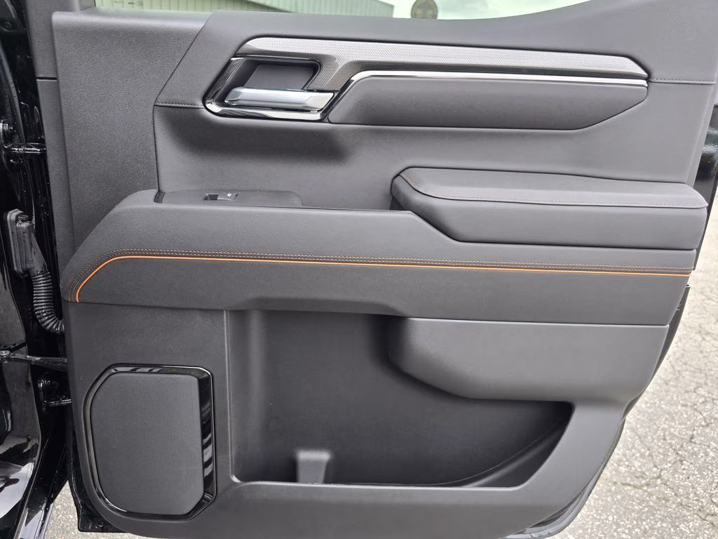2026 Onyx Black GMC Sierra 1500 AT4 4X4 Truck