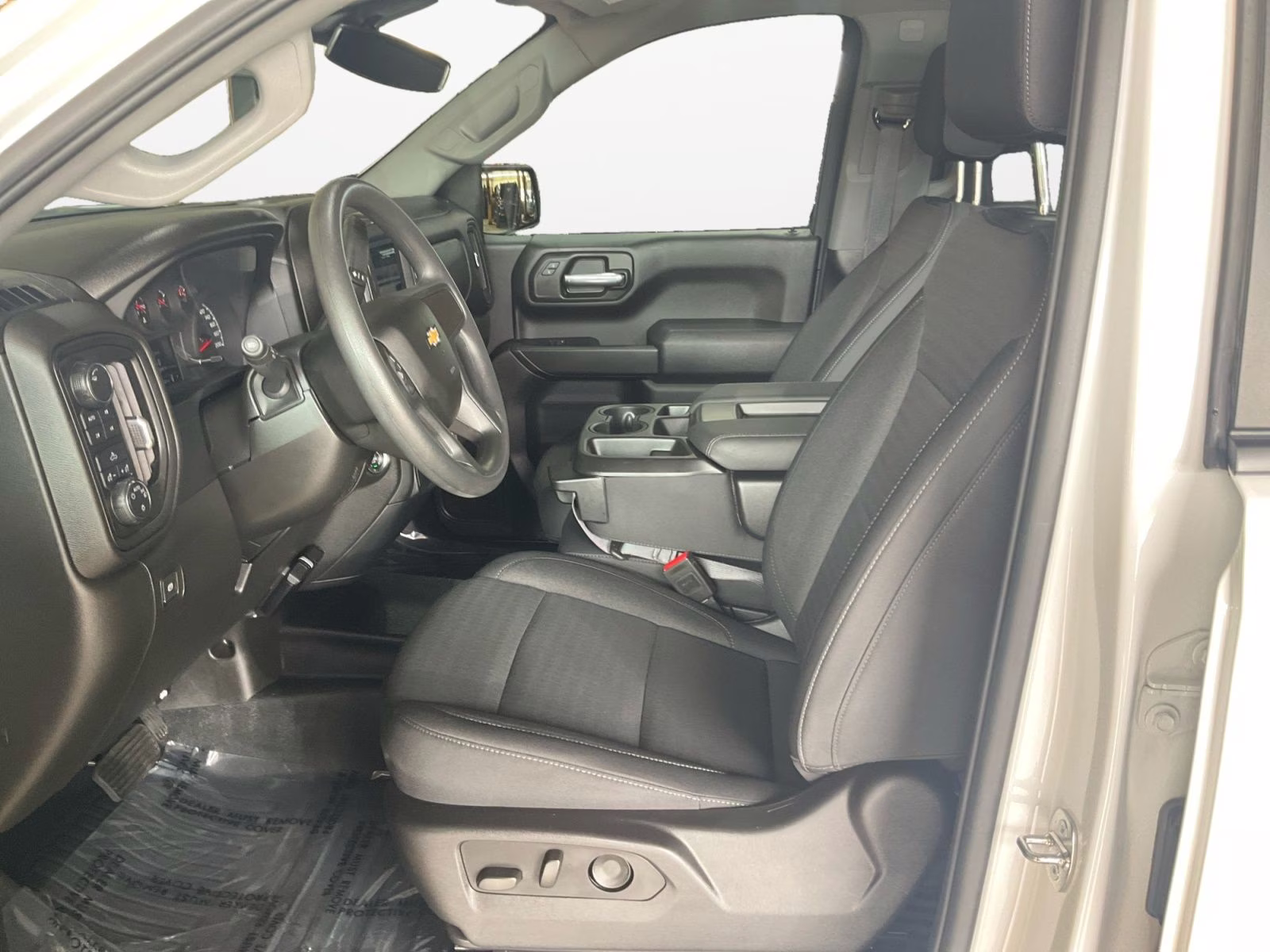 2024 Summit White Chevrolet Silverado 1500 WT 4X4 Truck