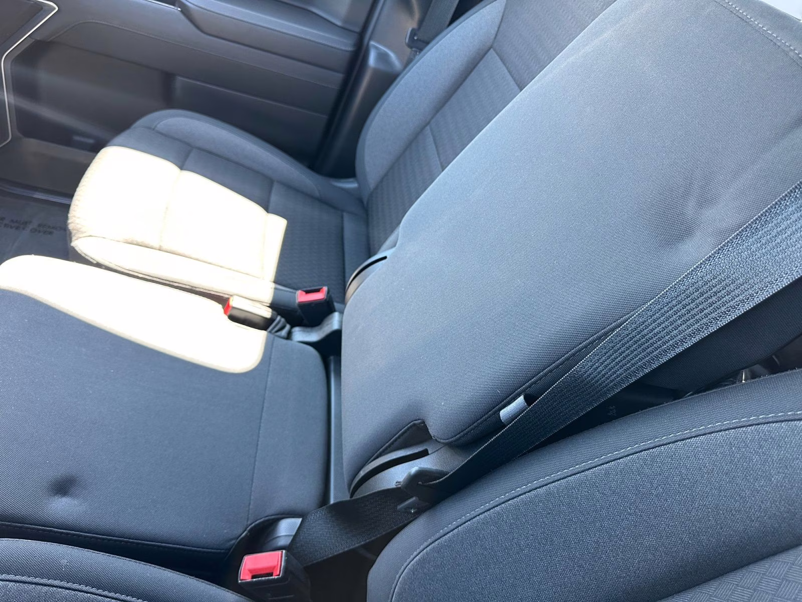 2024 Sterling Metallic GMC Sierra 1500 SLE 4X4 Truck