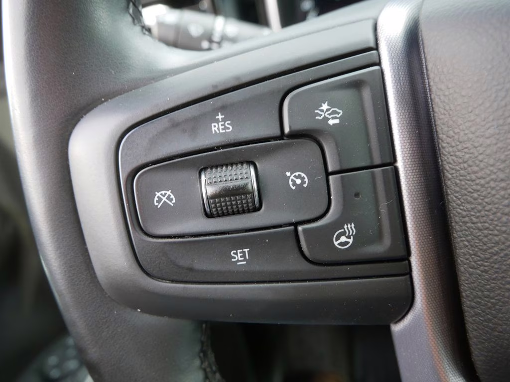 2024 Summit White GMC Sierra 1500 SLE 4X4 Truck