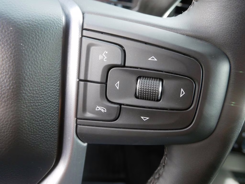 2024 Summit White GMC Sierra 1500 SLE 4X4 Truck