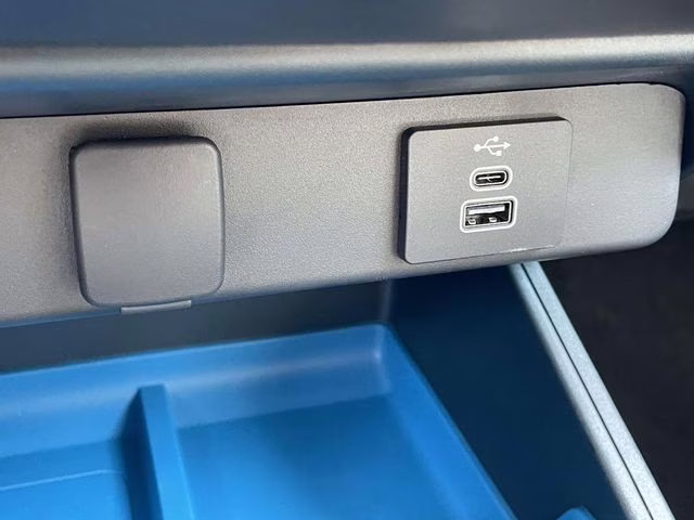 2025 Shadow Black Ford Maverick XLT AWD Truck