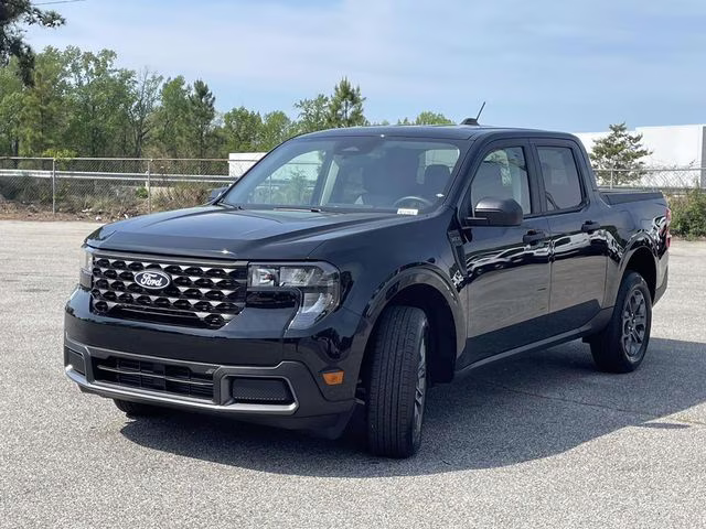 2025 Shadow Black Ford Maverick XLT AWD Truck