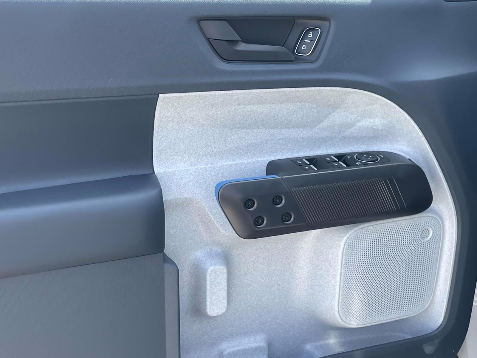 2025 White Metallic Ford Maverick XLT AWD Truck