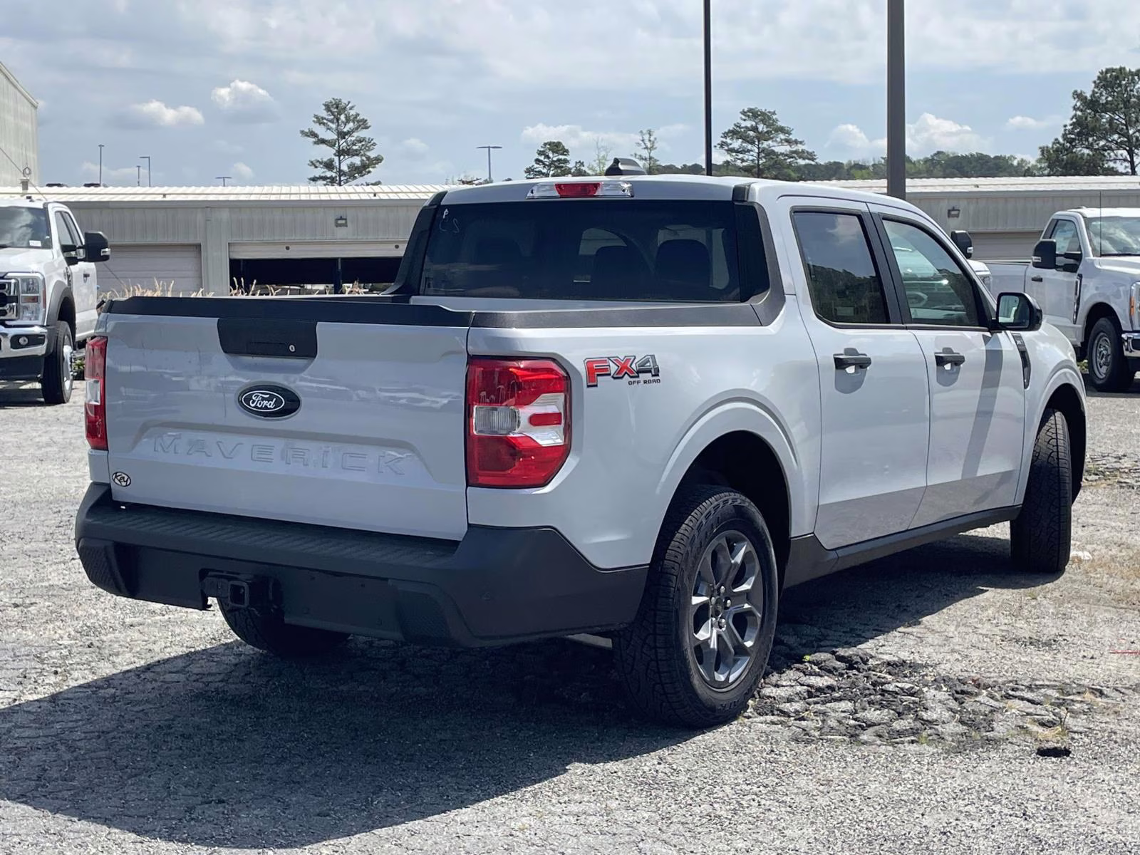 2025 White Metallic Ford Maverick XLT AWD Truck