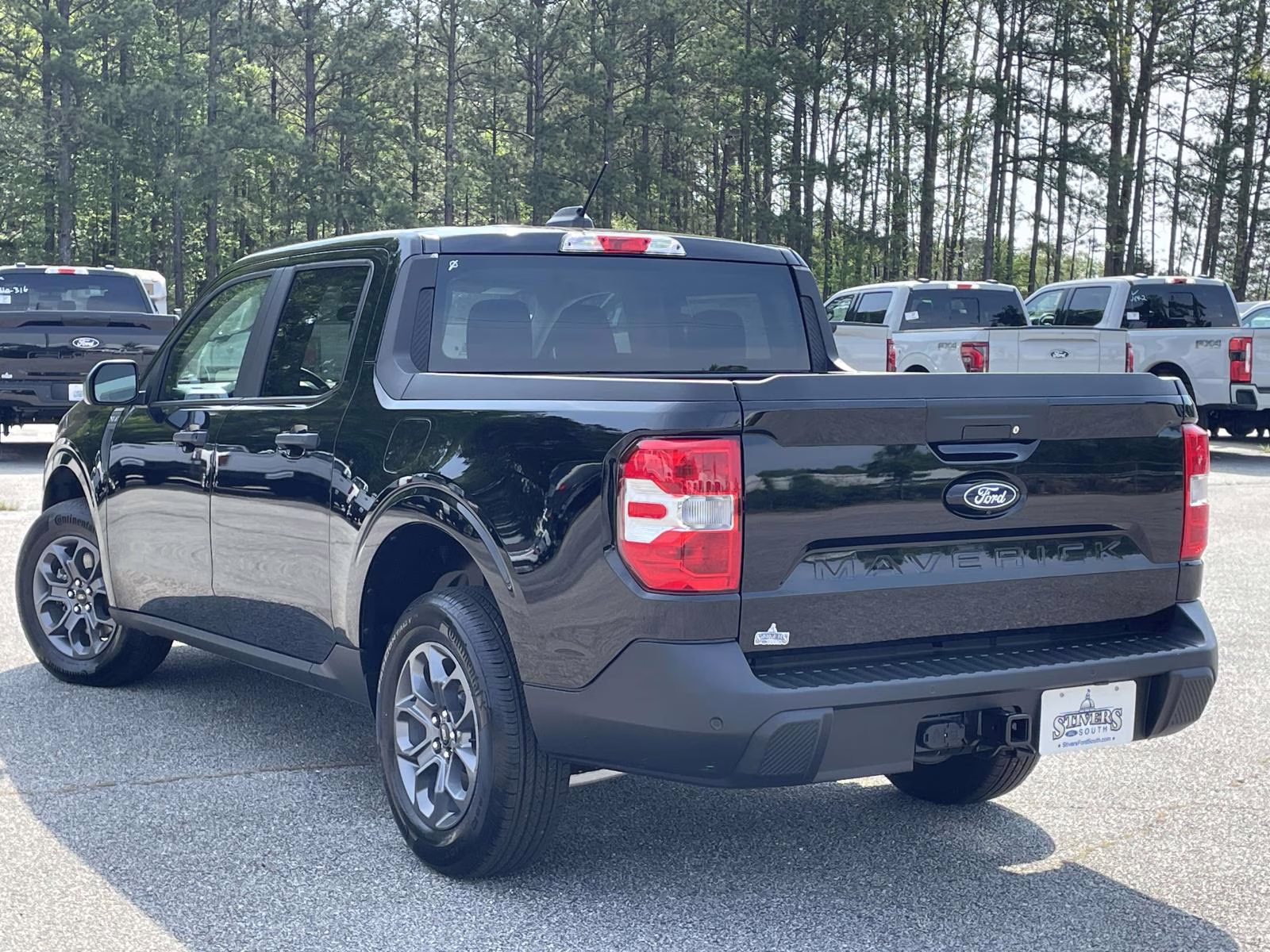2025 Shadow Black Ford Maverick XLT AWD Truck