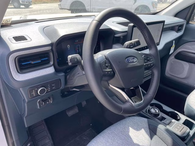 2025 White Metallic Ford Maverick XLT AWD Truck