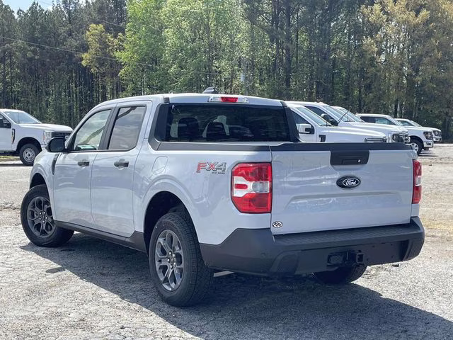 2025 White Metallic Ford Maverick XLT AWD Truck