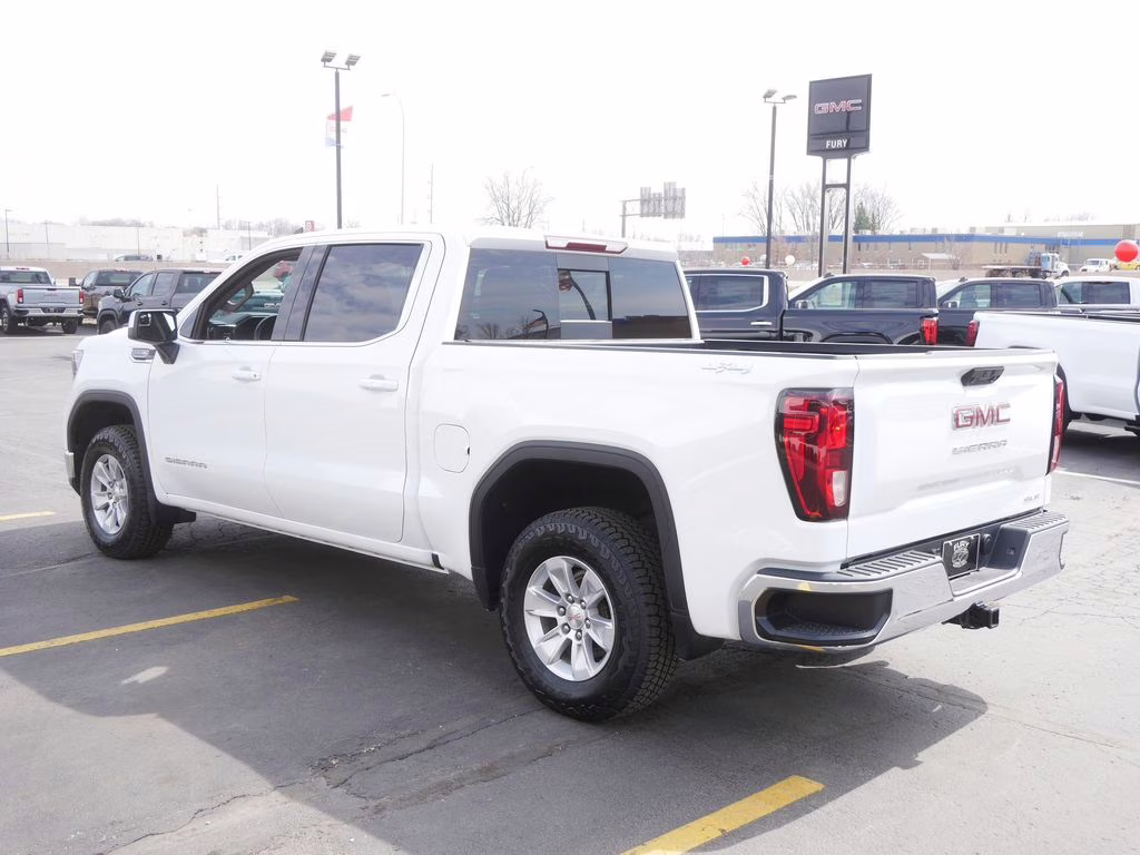 2024 Summit White GMC Sierra 1500 SLE 4X4 Truck