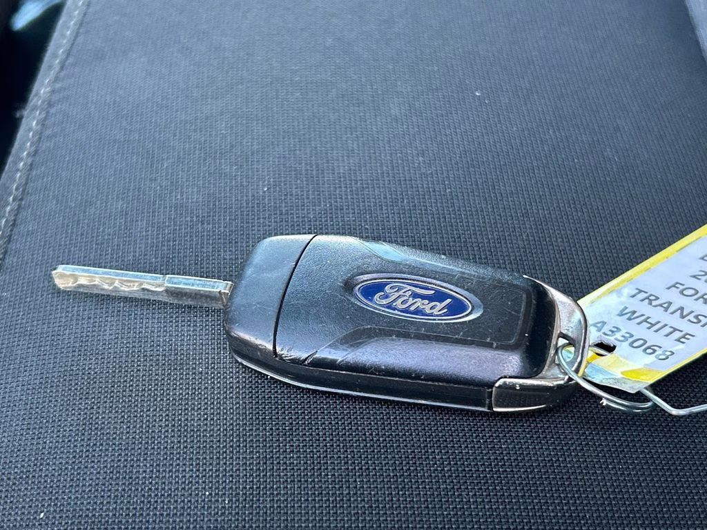 2022 Oxford White Ford Transit-350 XLT AWD Crossover