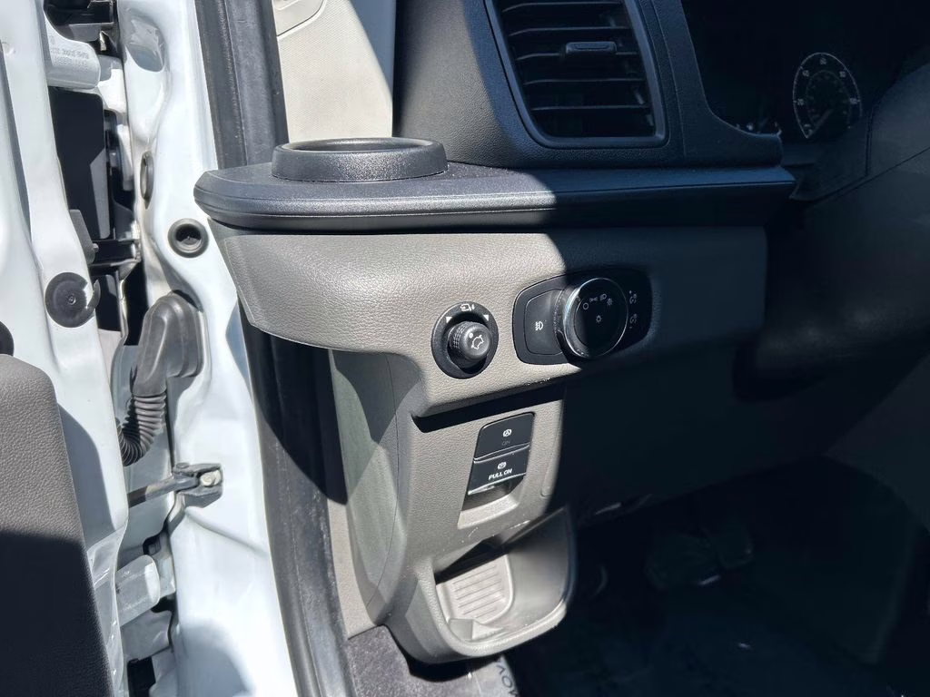2022 Oxford White Ford Transit-350 XLT AWD Crossover