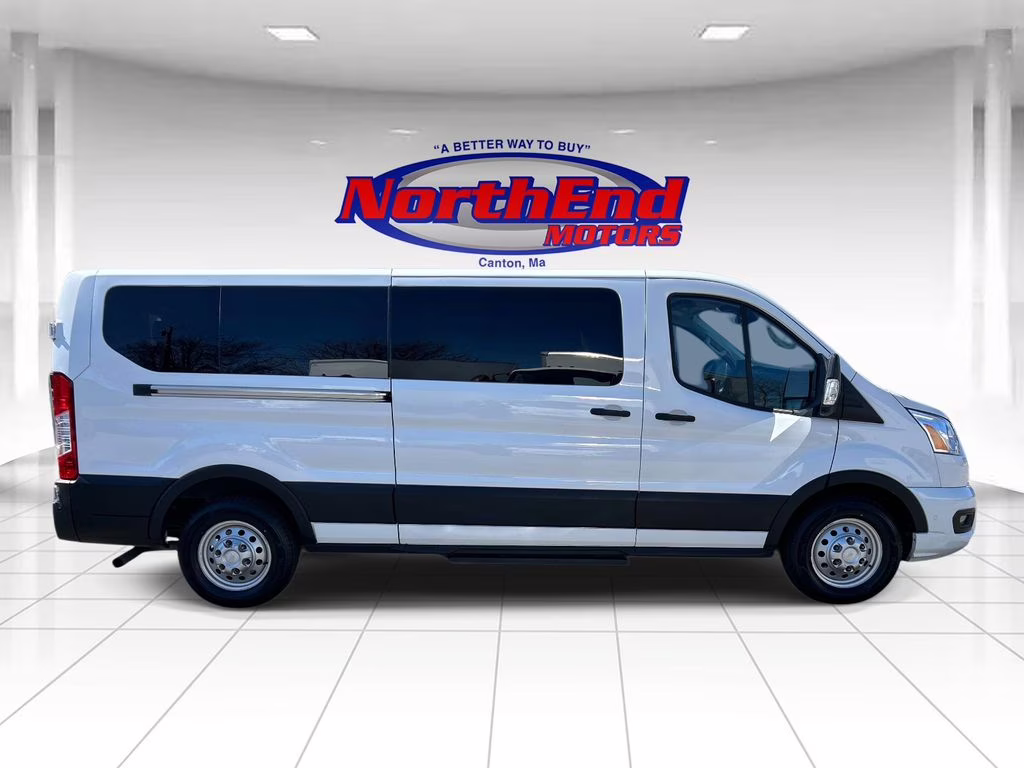 2022 Oxford White Ford Transit-350 XLT AWD Crossover