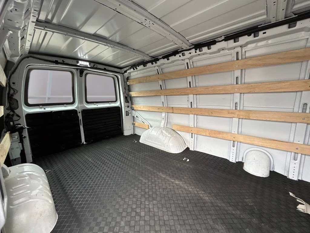 2024 Summit White GMC Savana 2500 Work Van RWD Van