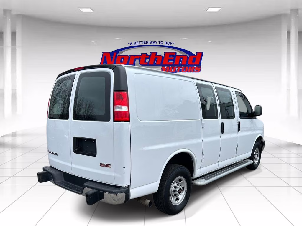 2024 Summit White GMC Savana 2500 Work Van RWD Van