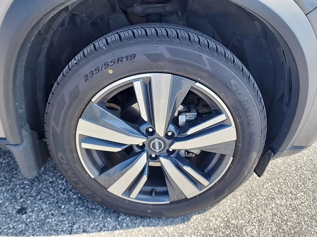 2023 Boulder Gray Pearl Nissan Rogue Platinum AWD SUV