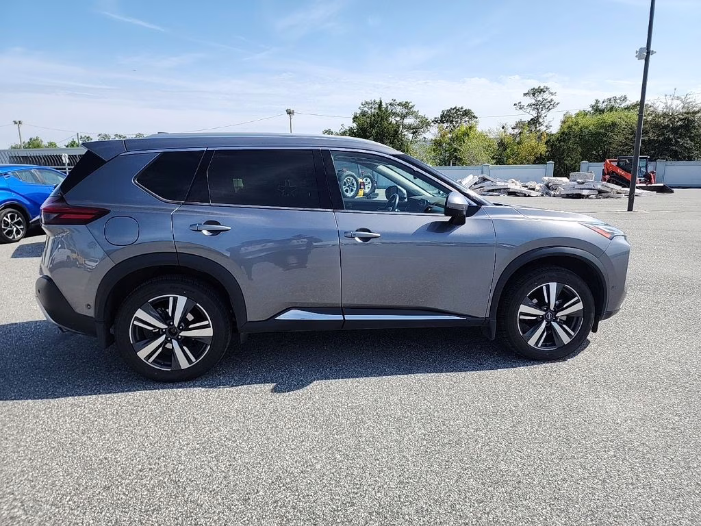 2023 Boulder Gray Pearl Nissan Rogue Platinum AWD SUV