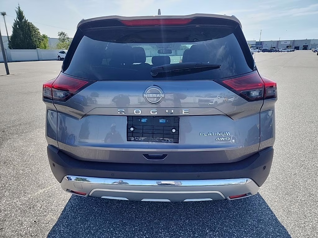 2023 Boulder Gray Pearl Nissan Rogue Platinum AWD SUV