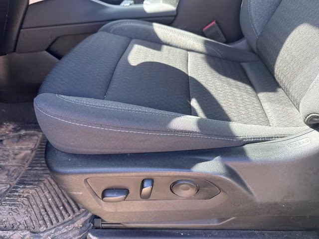 2023 Onyx Black GMC Yukon SLE 4X4 SUV