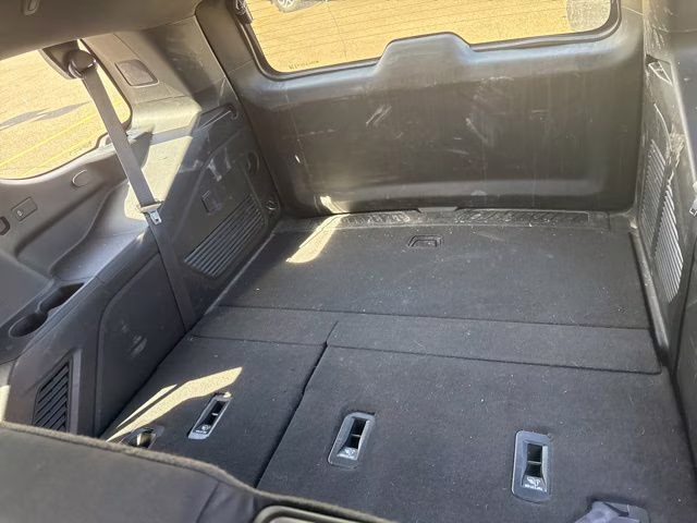 2023 Onyx Black GMC Yukon SLE 4X4 SUV