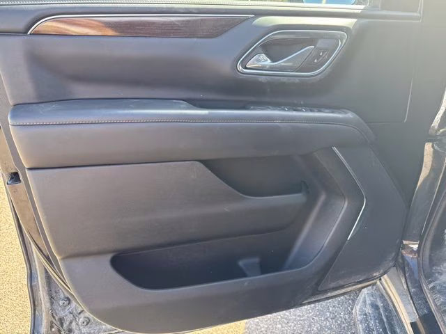 2023 Onyx Black GMC Yukon SLE 4X4 SUV