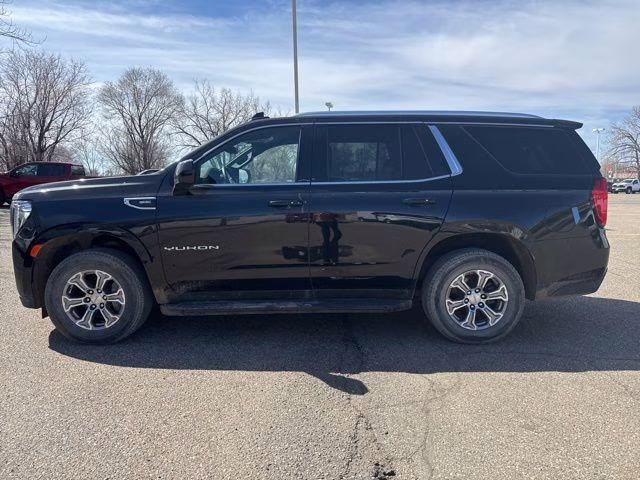 2023 Onyx Black GMC Yukon SLE 4X4 SUV