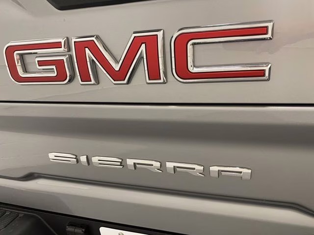 2025 Sterling Metallic GMC Sierra 2500HD AT4 4X4 Truck