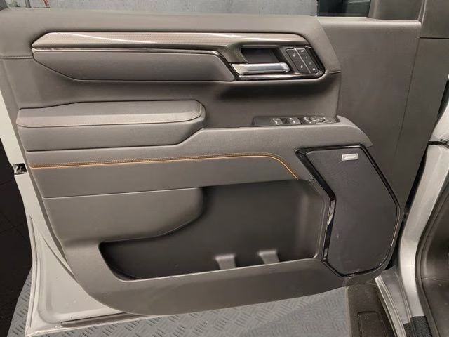 2025 Sterling Metallic GMC Sierra 2500HD AT4 4X4 Truck