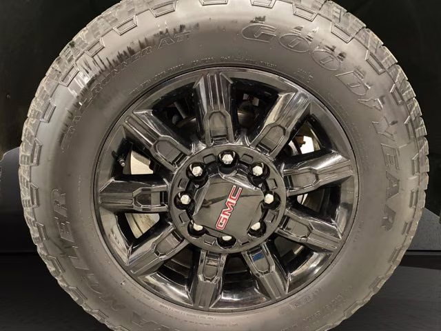 2025 Sterling Metallic GMC Sierra 2500HD AT4 4X4 Truck