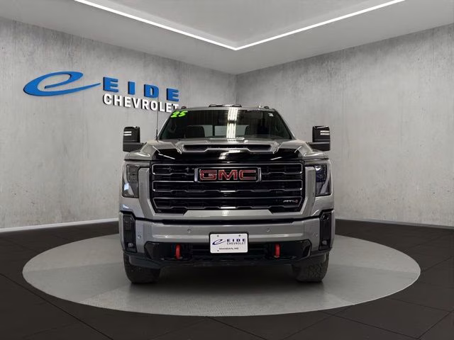 2025 Sterling Metallic GMC Sierra 2500HD AT4 4X4 Truck