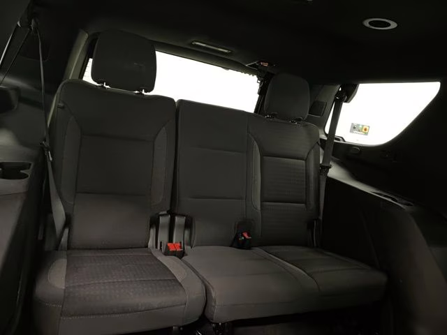 2023 Onyx Black GMC Yukon SLE 4X4 SUV
