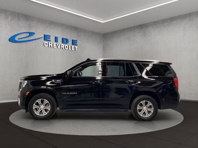 2023 Onyx Black GMC Yukon SLE 4X4 SUV