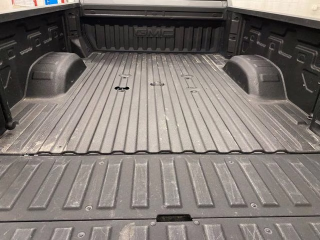 2025 Sterling Metallic GMC Sierra 2500HD AT4 4X4 Truck