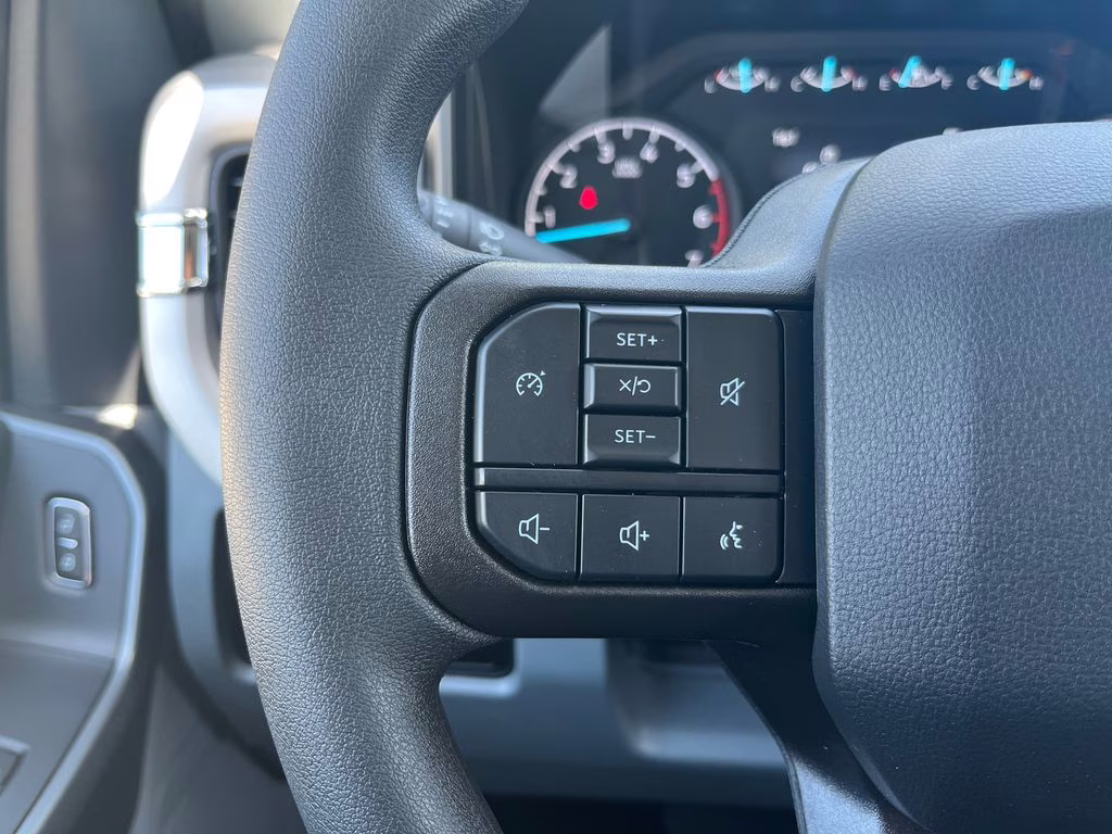 2026 Oxford White Ford Super Duty F-250 SRW XL 4X4 Truck