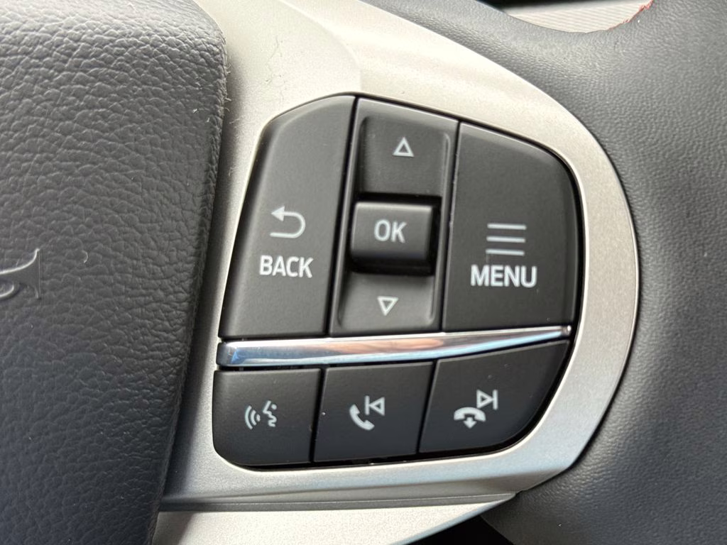 2026 Agate Black Metallic Ford Explorer Active RWD SUV