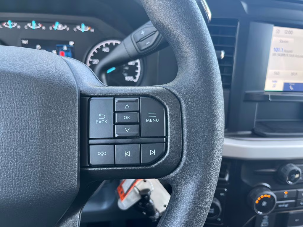 2026 Oxford White Ford Super Duty F-250 SRW XL 4X4 Truck