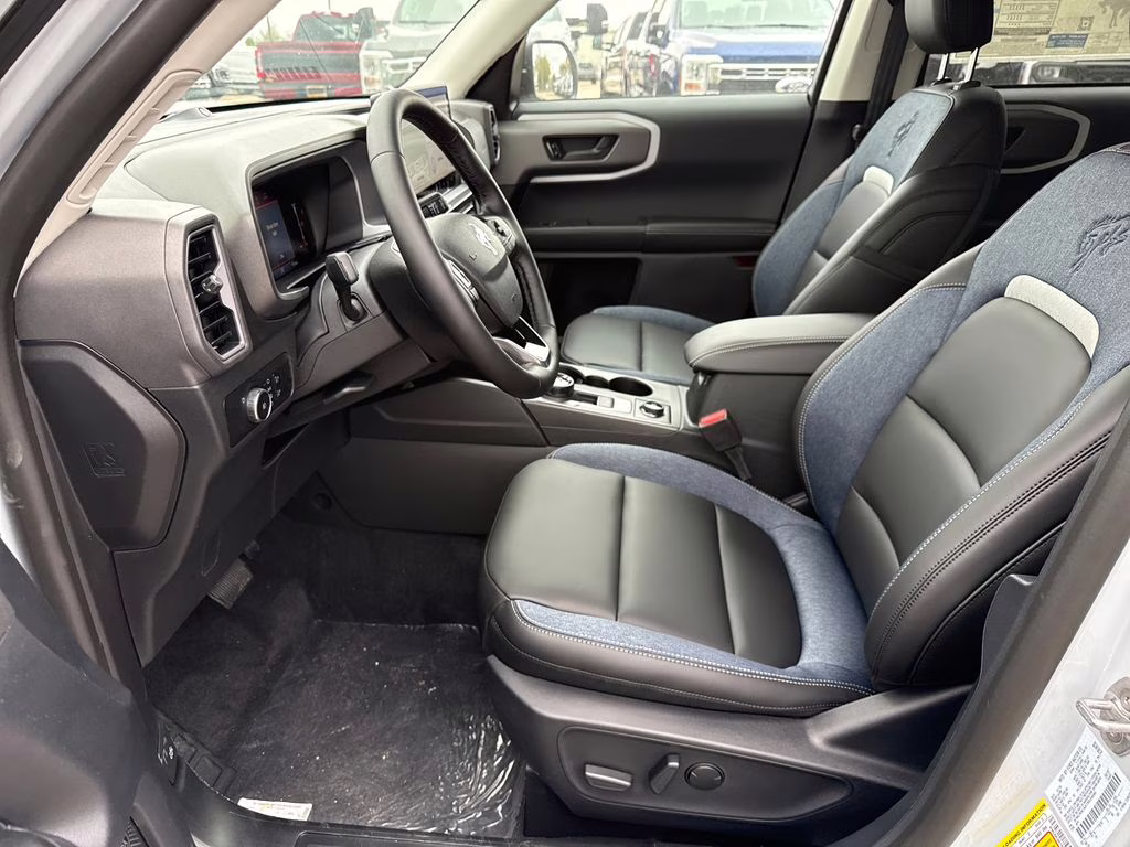 2026 Space White Metallic Ford Bronco Sport Outer Banks 4X4 SUV