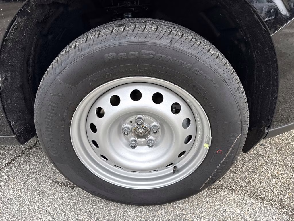 2026 Shadow Black Ford Maverick XL FWD Truck