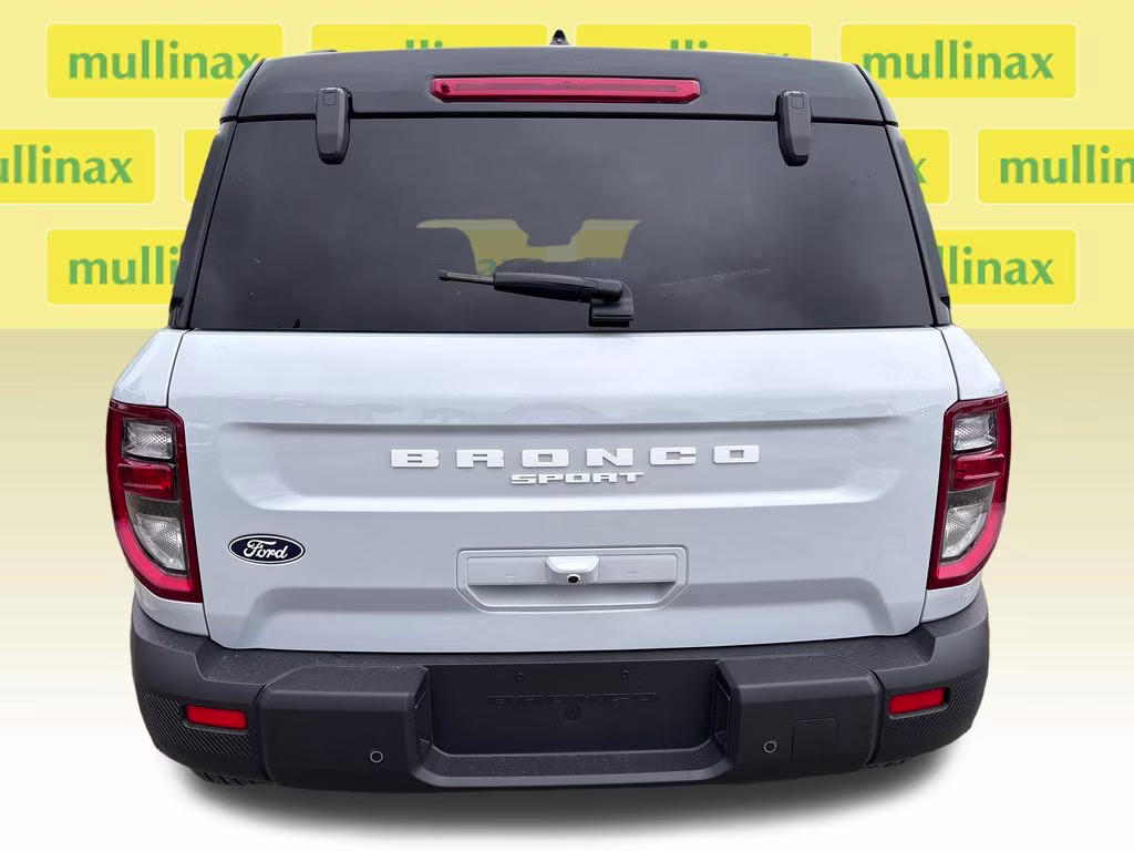 2026 Space White Metallic Ford Bronco Sport Outer Banks 4X4 SUV